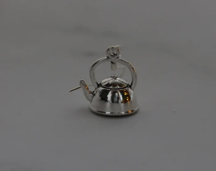 Tea kettle earrings - Image 2